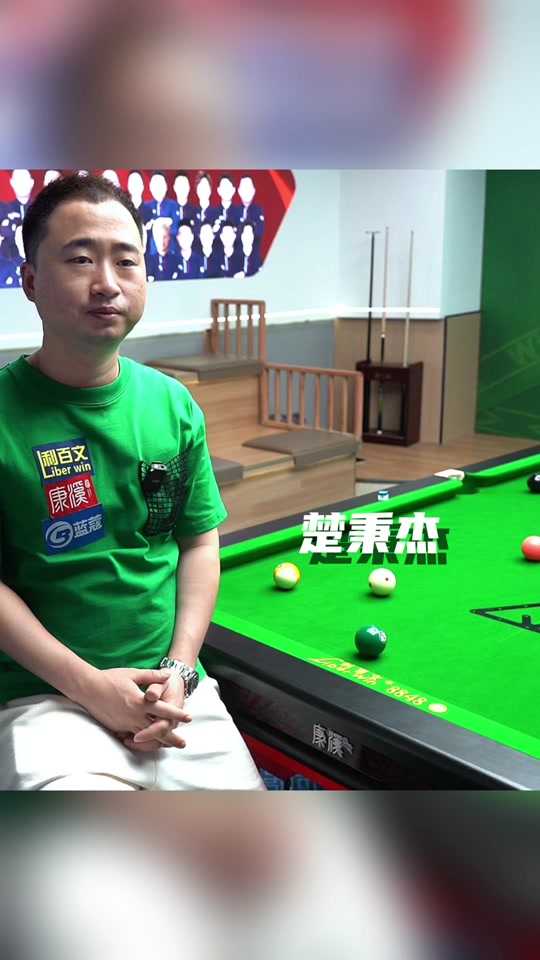 在丽马市中 在丽马市中