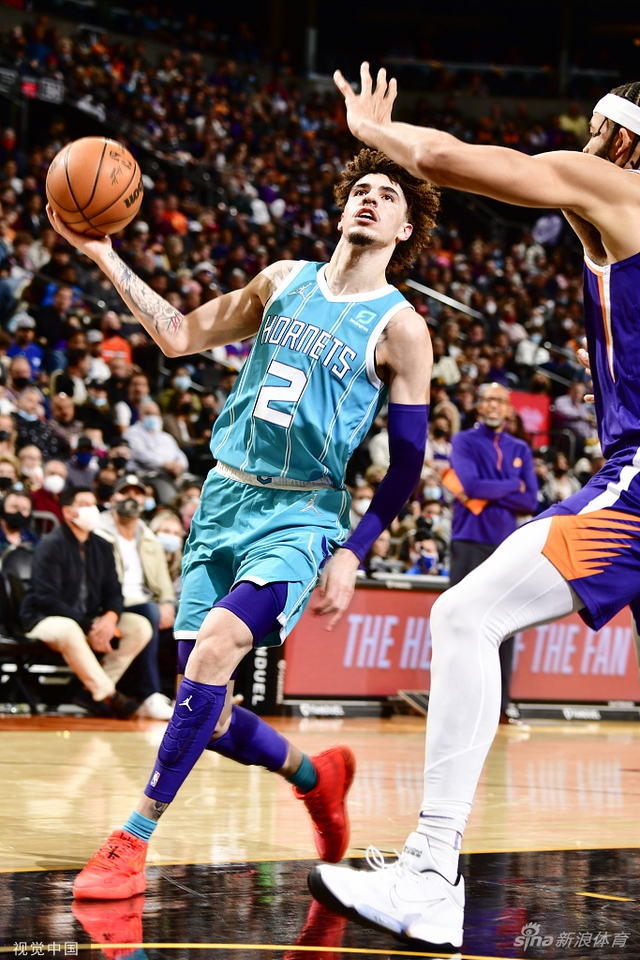 在这场激烈 在这场激烈